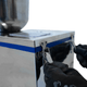 Dosadora-com-Balanca-Eletronica-de-Bancada-para-Granulados-TDM500S-trava